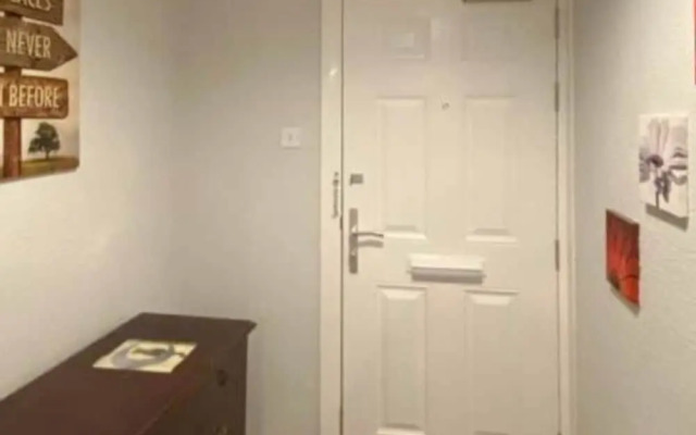 Room in Apartment - Normanton - Deluxe Double Room