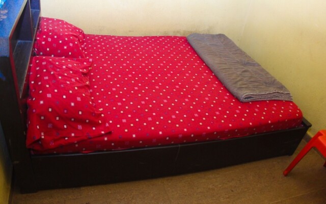 Adesuwa Royal Guest House Abule- Egba