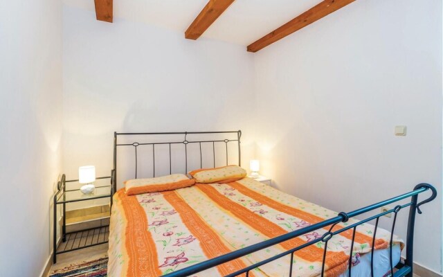 Stunning Home in Banjol With Wifi and 1 Bedrooms