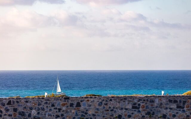 Villa Red Sunset by Estia