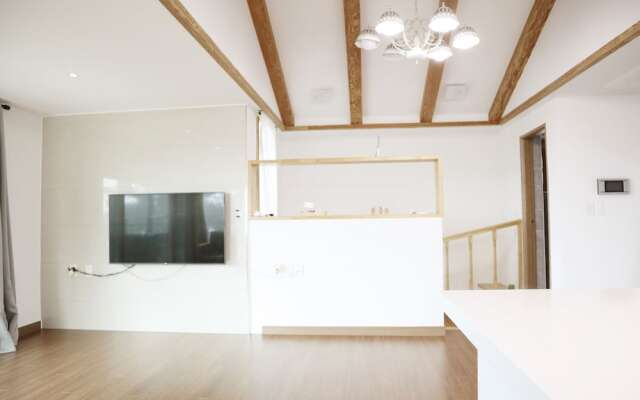 Pyosun Haevichi Pension