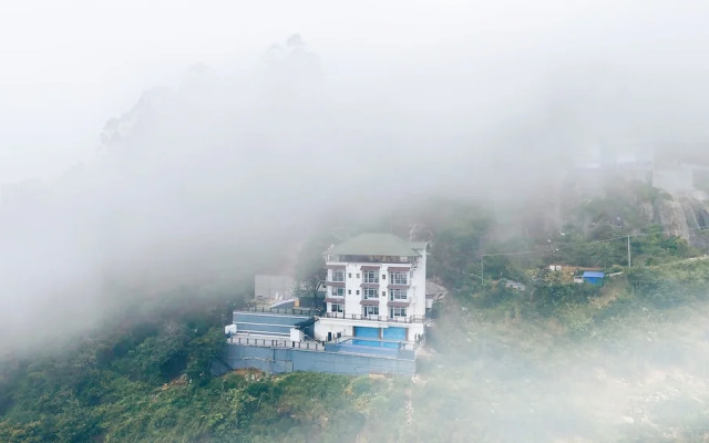 silver cascade munnar