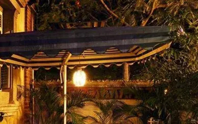 Youzou Riyue Family Hotel