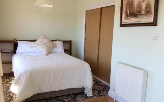 Room-orchard Manor, Fore Street Probus,