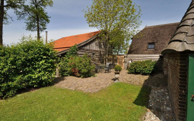 Stylish Farmhouse In Nieuwleusen With Private Garden