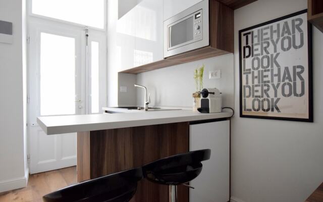 Luxury Apartment by Hi5 - Zichy Suites