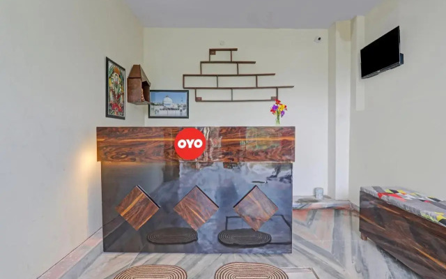Oyo Flagship 80761A Hotel P A Palace