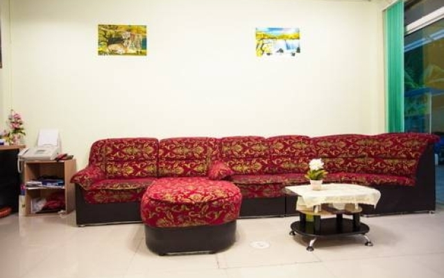 Baan Prasert Guesthouse