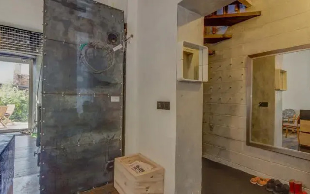Kalmistu Designer Apartment
