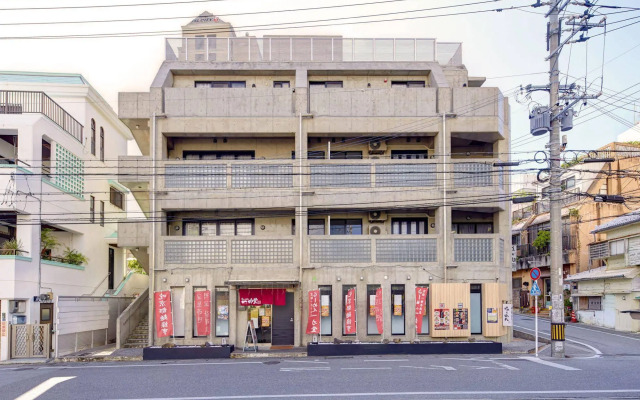 Secret House Makishi