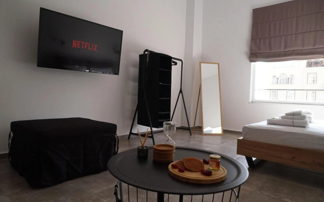 Aristotelous Square Luxury Studio