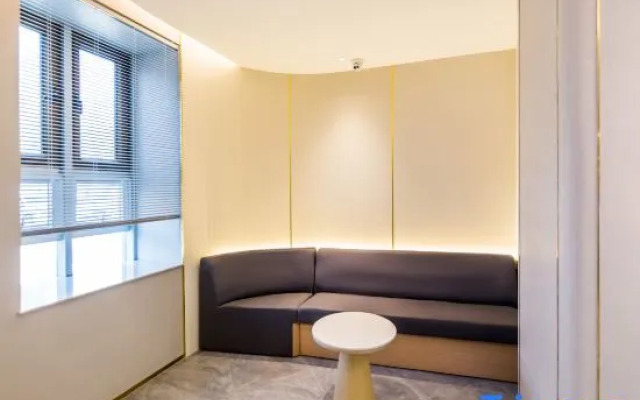 Starway Hotel (Kuqa Tianshan Middle Road)