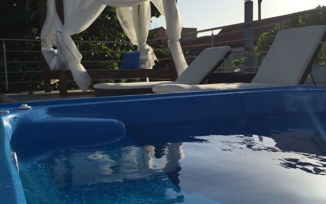 Casa de los Reyes By HMC