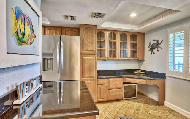Land's End 3-403 Bay Front - Premier