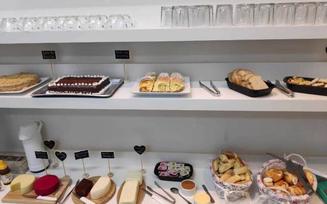 Pousada Café com Pão de Queijo