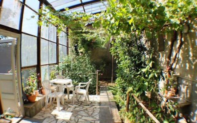 Winery Gardens Hotel