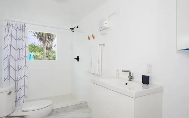 Sky Cove by Eleuthera Vacation Rentals
