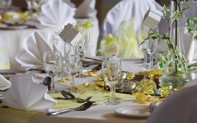 Holiday Inn Manchester - Oldham by IHG