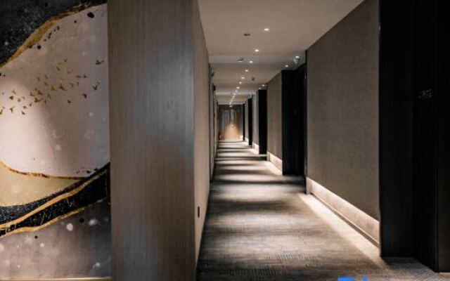 Paco Hotel (Guangzhou South Railway Station Panyu Changlong Branch)