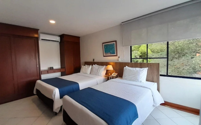 Travelers Apartamentos Y Suites Cali Castellon