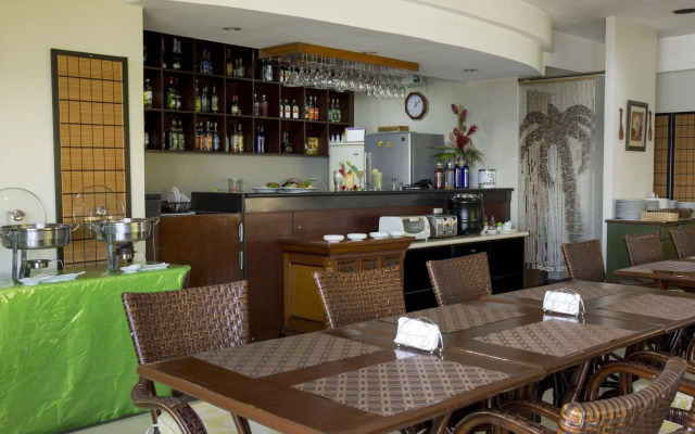 Palmbeach Resort and Spa Mactan