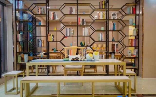 Yuehai Junyi Hotel  (Yongkang Lizhou North Road)