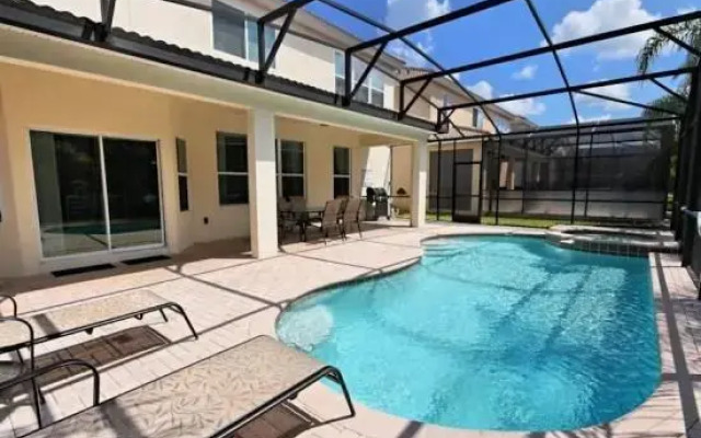 Magnificent Upscale Villa by Five Star Vacation Homes