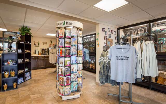 Best Western Plus Raton Hotel