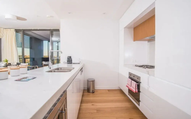 Peak East 2bed2bath APT @ryde SO Relaxing