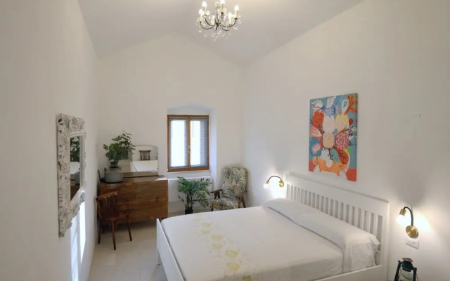 Large, Authentic 2-bed Apartment, Panoramic Views