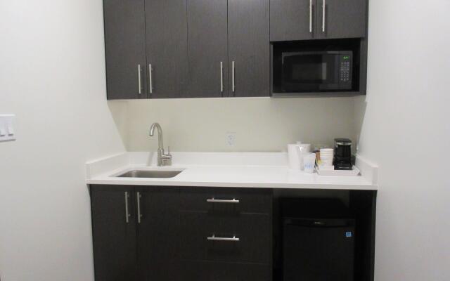 Best Western Plus Winkler