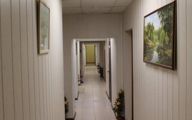 Hostel Zvezda for Females