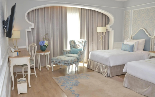 Noor Hotel