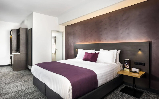 Holiday Inn West Perth by IHG