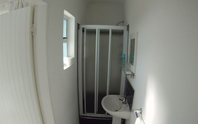 Aliwal Dive Centre & Lodge