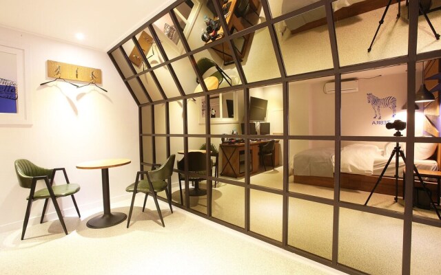 Sincheon Therese Hotel