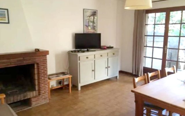 House with 3 Bedrooms in Lecci, with Enclosed Garden And Wifi