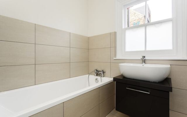 Veeve - Winterbrook Road