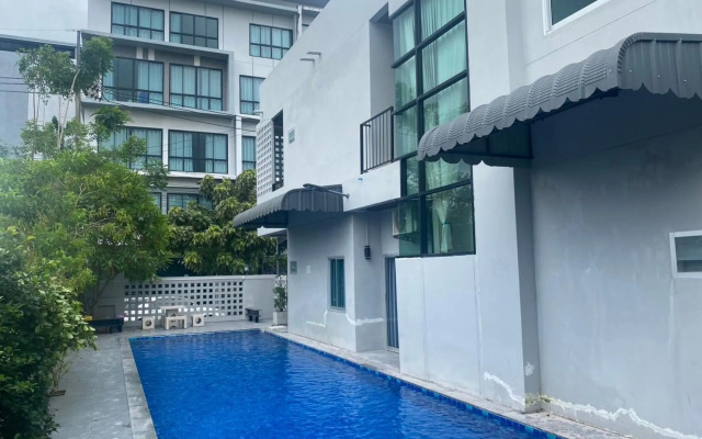 Luxsna Residence
