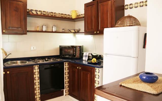 Villino Kenzia 4 Bedrooms Apartment in Stintino