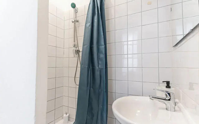 Charming 1BR Apt 15 Min to Vienna