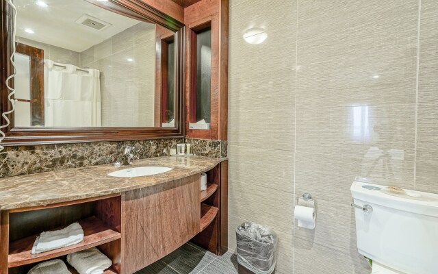 Woodbine Hotel and Suites