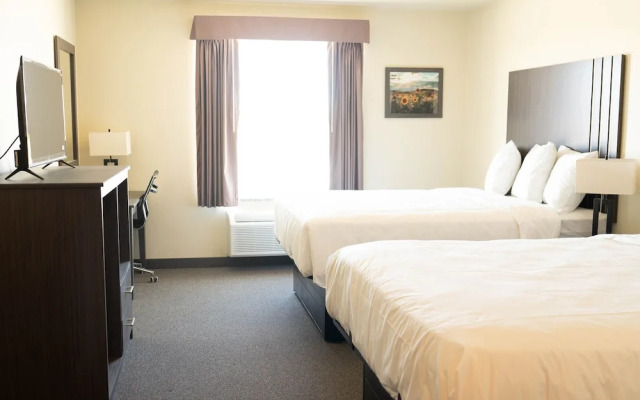 Iron Creek Inn & Suites