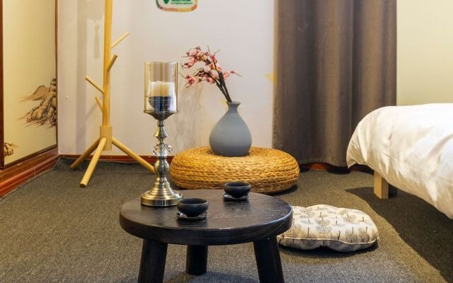 Intown City Apartment No. 39