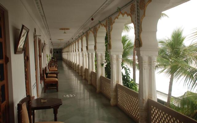 Hotel Pushkar Palace