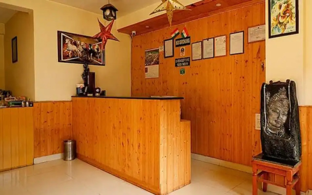 Fabhotel Mahavir