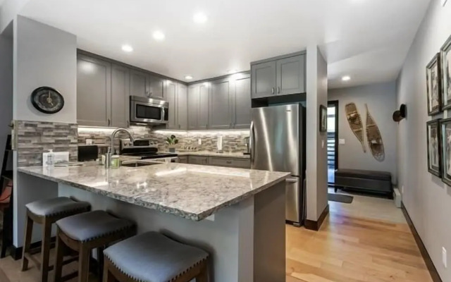 Sunriver Condos E104 2 Bedroom Condo