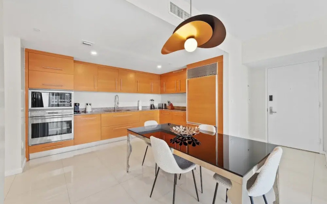 Icon Brickell Luxury Residences & W Hotel