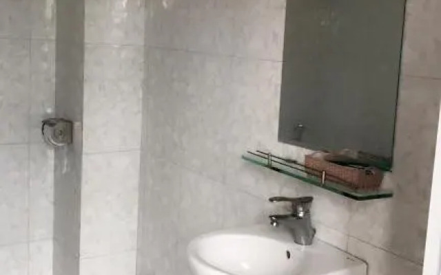 Nhà Nghỉ Hoàng Hoa