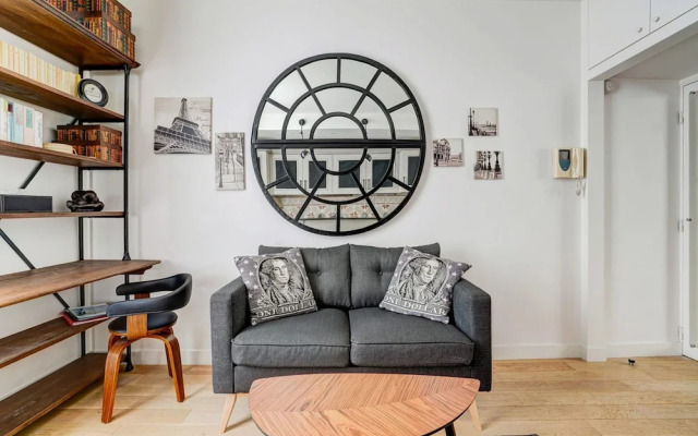 Aramis S Vres Modern 1 Bed Apt in Paris